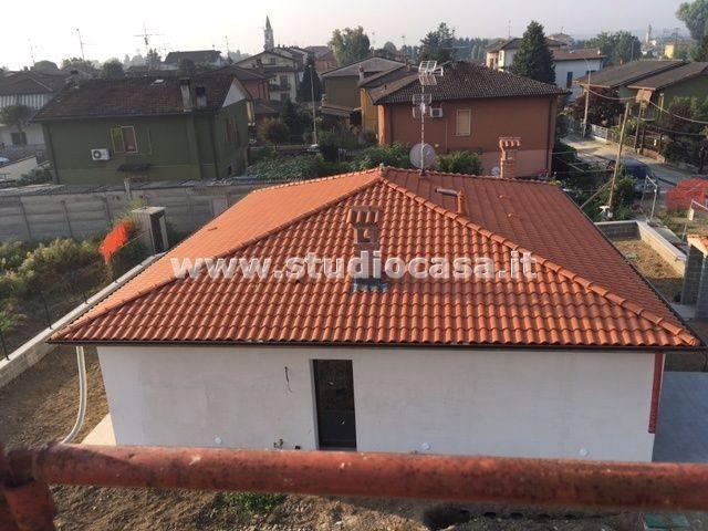 Villa Indipendente in vendita a Formigara, Lombardia
