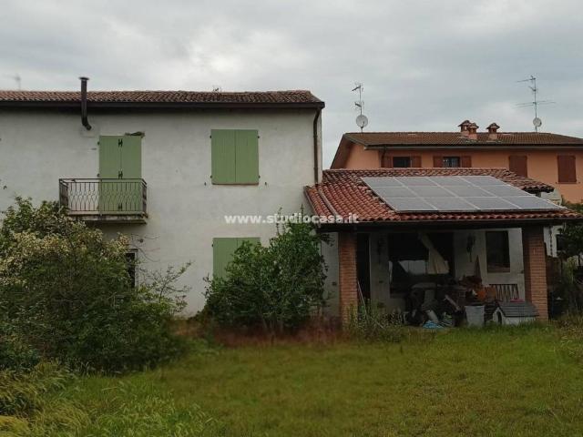 Villa Indipendente in vendita a Formigara, Lombardia