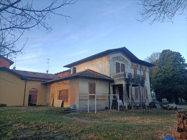 Villa Indipendente in vendita a Unione dei comuni del Distretto Ceramico, Formigine