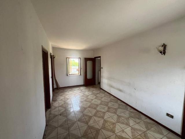 Villa Indipendente in vendita a Piemonte, Vercelli