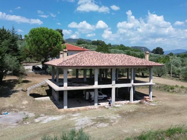 Villa Indipendente in vendita a Fornelli, Molise