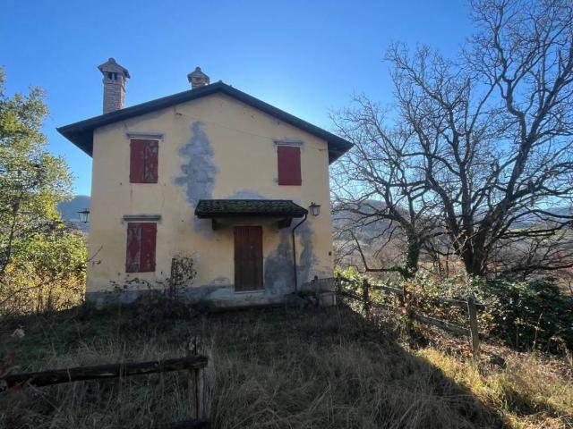 Villa Indipendente in vendita a Riccò di Fornovo, Fornovo Di Taro