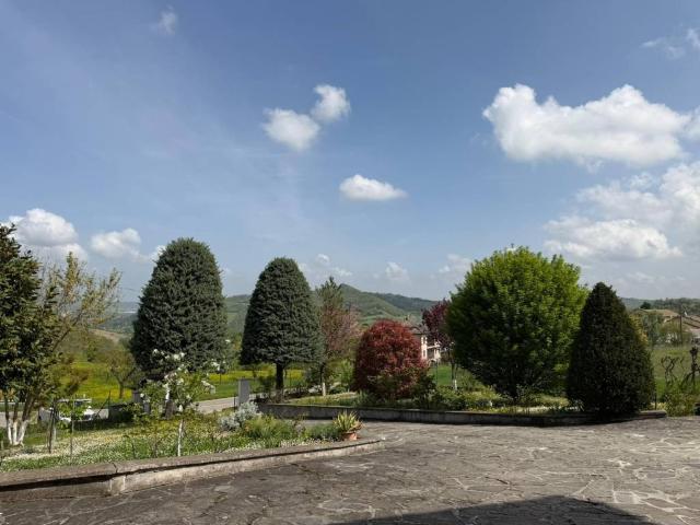 Villa Indipendente in vendita a Fornovo Di Taro, Reggio Emilia