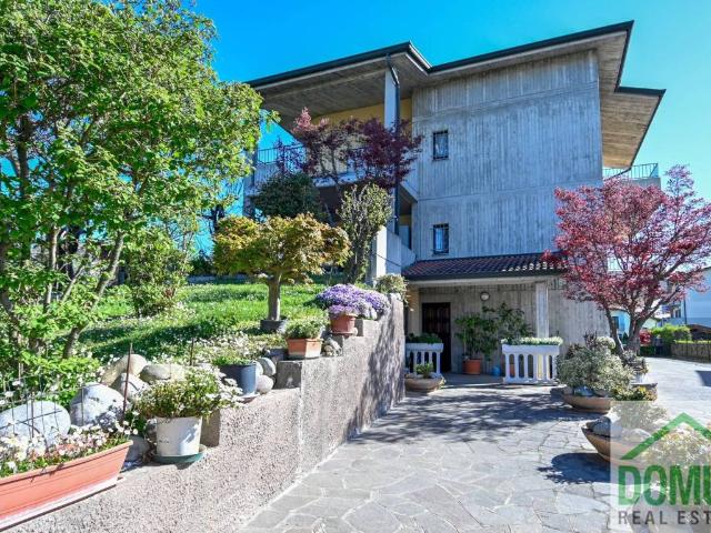 Villa Indipendente in vendita a Fornovo San Giovanni, Lombardia