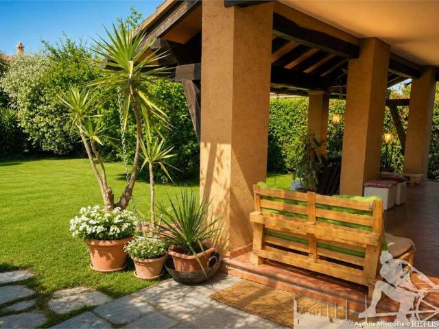 Villa Indipendente in vendita a Vittoria Apuana, Forte Dei Marmi