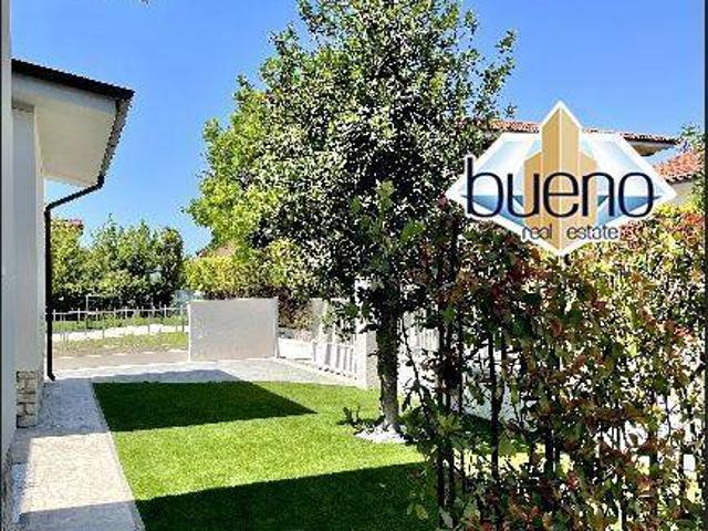 Villa Indipendente in vendita a Caranna, Forte Dei Marmi