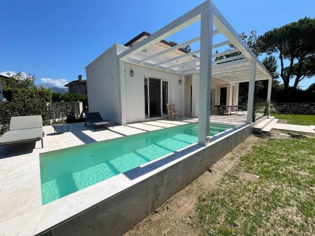 Villa Indipendente in vendita a Caranna, Forte Dei Marmi