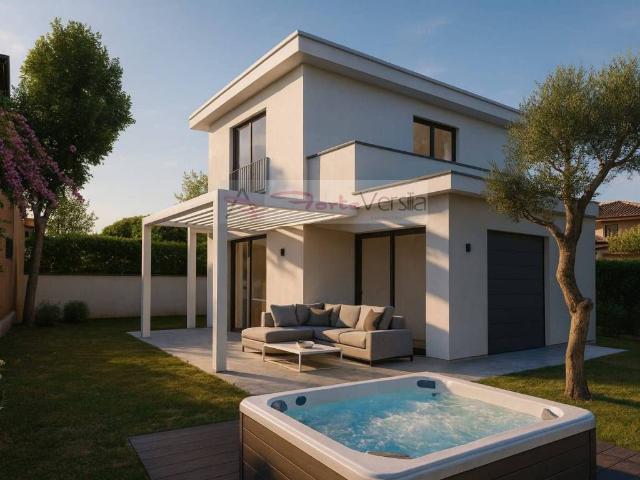 Villa Indipendente in vendita a Forte Dei Marmi, Toscana