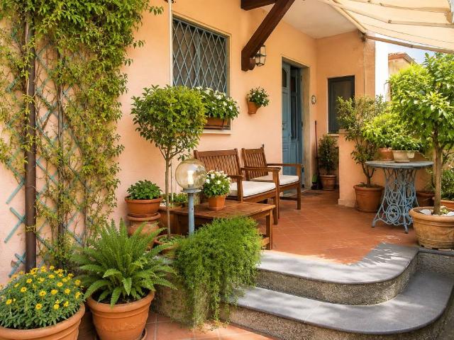 Villa Indipendente in vendita a Roma Imperiale, Forte Dei Marmi