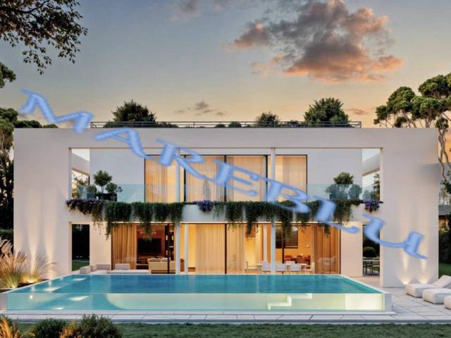 Villa Indipendente in vendita a Vittoria Apuana, Forte Dei Marmi