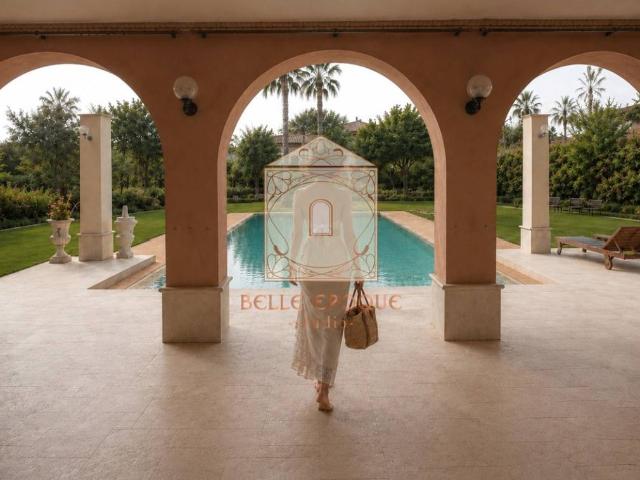 Villa Indipendente in vendita a Vittoria Apuana, Forte Dei Marmi