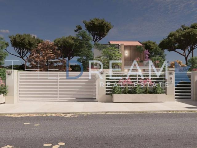 Villa Indipendente in vendita a Vittoria Apuana, Forte Dei Marmi