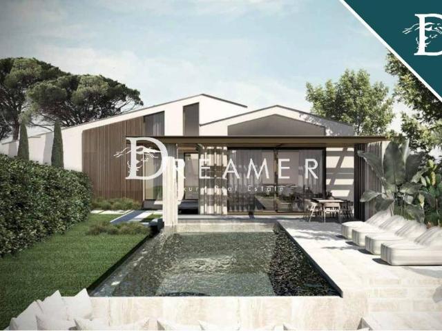 Villa Indipendente in vendita a Vittoria Apuana, Forte Dei Marmi