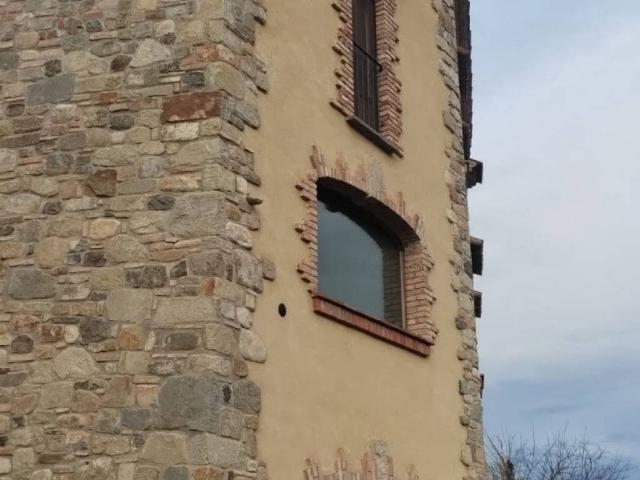 Villa Indipendente in vendita a Fortunago, Lombardia