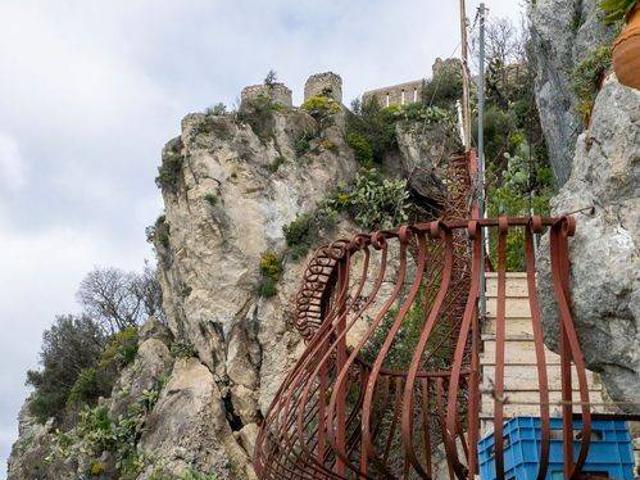 Villa Indipendente in vendita a Quartarello, Forza d'Agrò