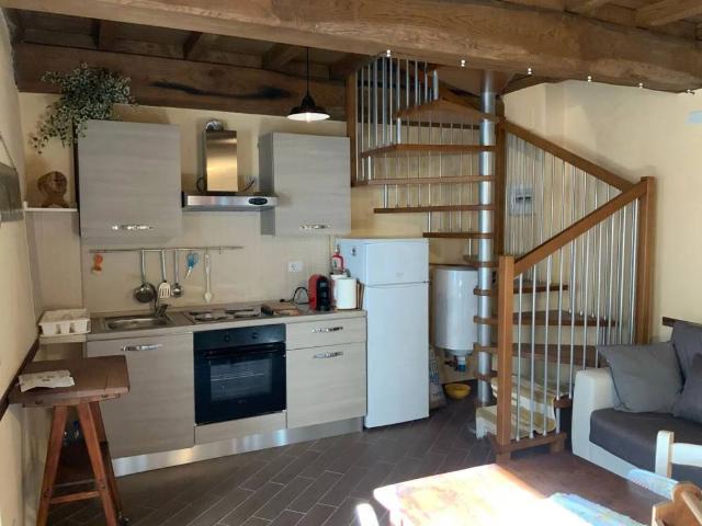 Villa Indipendente in vendita a Migliano, Fosciandora