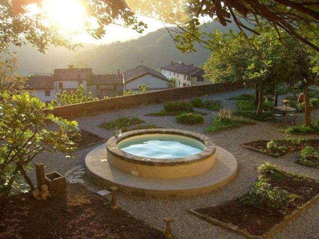 Villa Indipendente in vendita a Unione Comuni Garfagnana, Fosciandora