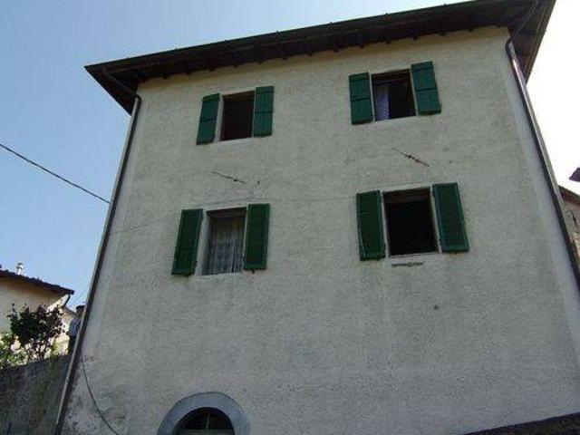 Villa Indipendente in vendita a Unione Comuni Garfagnana, Fosciandora