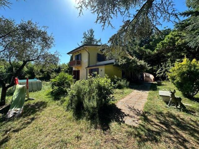Villa Indipendente in vendita a Unione di comuni Montana Lunigiana, Fosdinovo