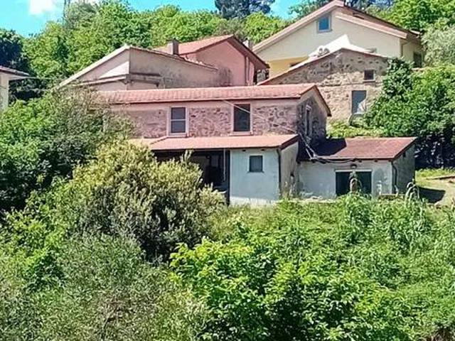 Villa Indipendente in vendita a Unione di comuni Montana Lunigiana, Fosdinovo