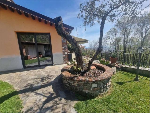 Villa Indipendente in vendita a Unione di comuni Montana Lunigiana, Fosdinovo