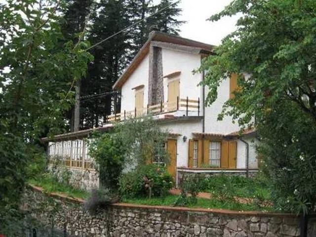 Villa Indipendente in vendita a Unione di comuni Montana Lunigiana, Fosdinovo