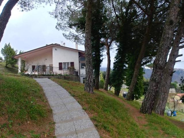 Villa Indipendente in vendita a Unione di comuni Montana Lunigiana, Fosdinovo