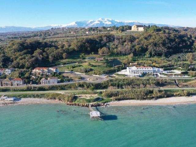 Villa Indipendente in vendita a Fossacesia, Abruzzo