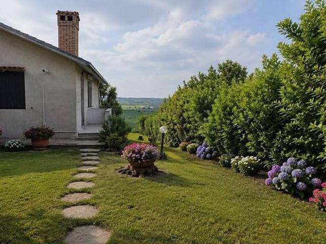 Villa Indipendente in vendita a Fossacesia, Abruzzo