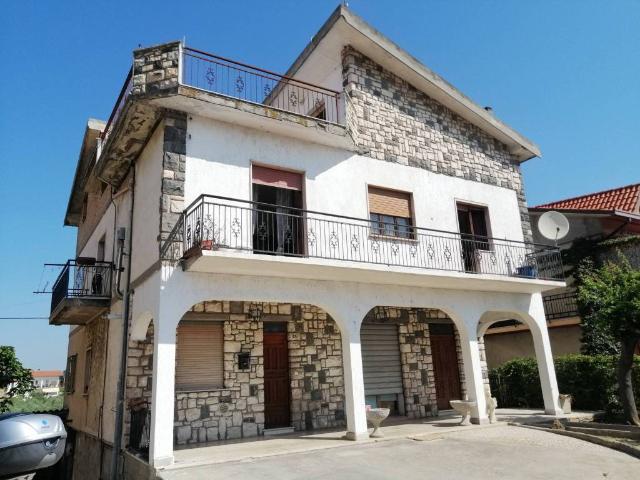 Villa Indipendente in vendita a Fossacesia, Abruzzo