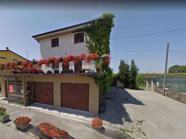Villa Indipendente in vendita a Fossalta, Veneto