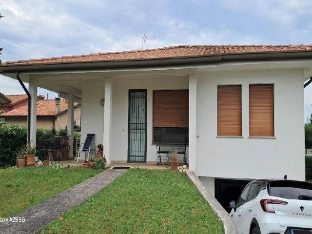 Villa Indipendente in vendita a Fossalta, Veneto