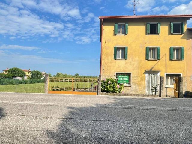 Villa Indipendente in vendita a Fossalta, Veneto