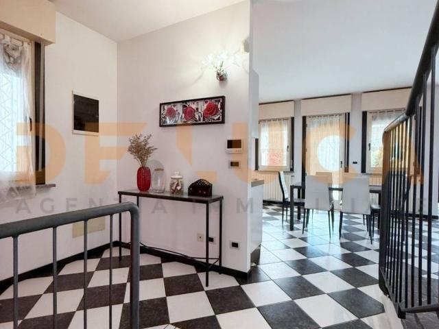 Villa Indipendente in vendita a Fossalta, Veneto