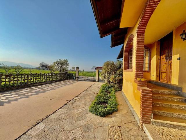 Villa Indipendente in vendita a Piemonte, Cuneo