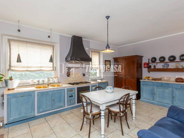 Villa Indipendente in vendita a Piemonte, Cuneo