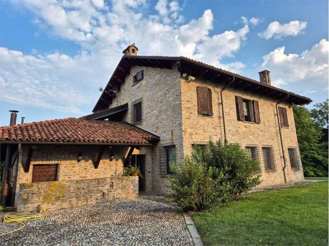 Villa Indipendente in vendita a Creusa, Piemonte