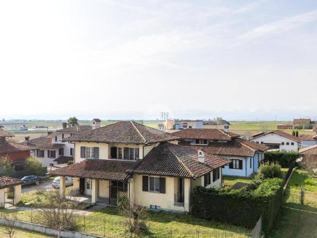 Villa Indipendente in vendita a Loreto, Piemonte