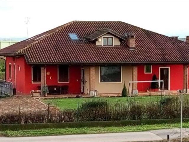 Villa Indipendente in vendita a Piemonte, Cuneo