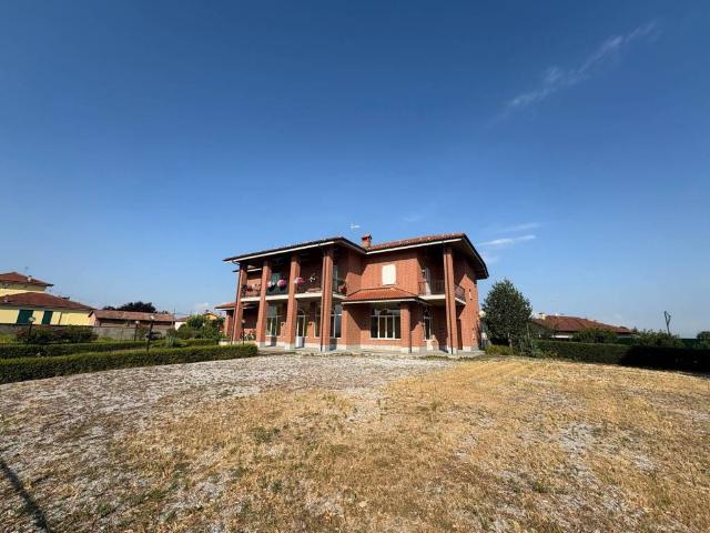 Villa Indipendente in vendita a Piemonte, Cuneo