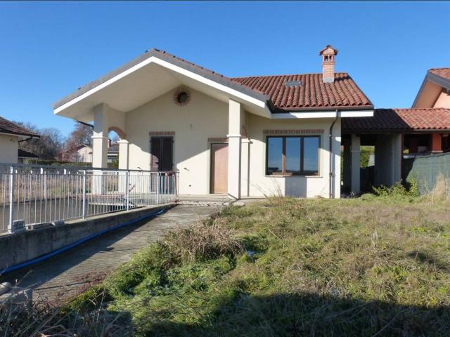 Villa Indipendente in vendita a Piemonte, Cuneo