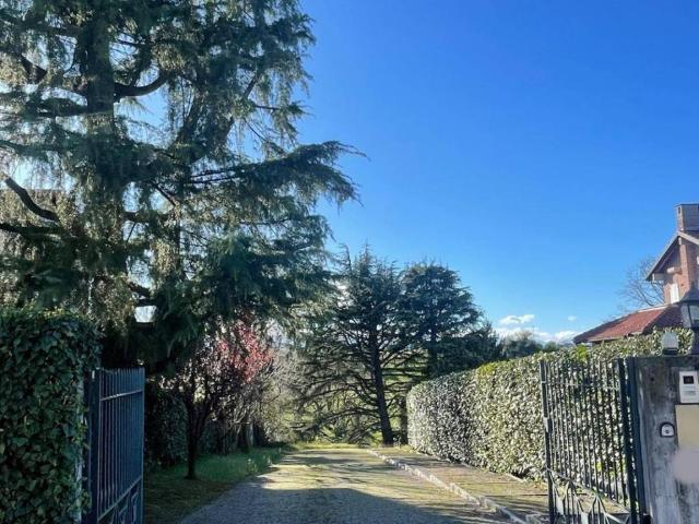 Villa Indipendente in vendita a Belmonte, Piemonte