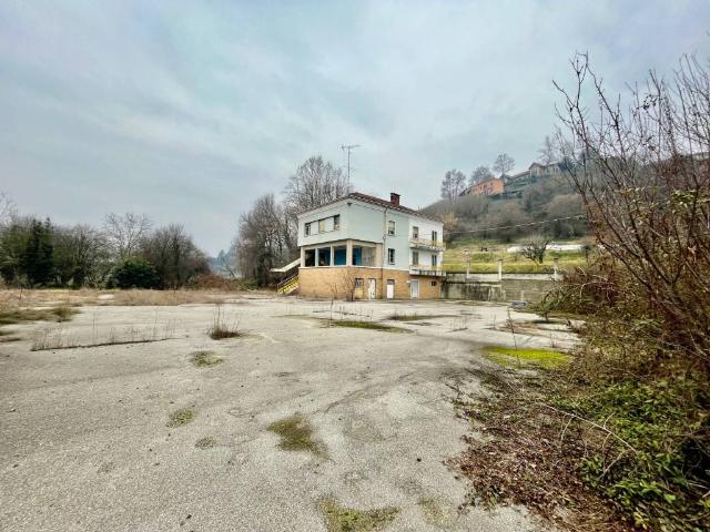Villa Indipendente in vendita a Piemonte, Cuneo