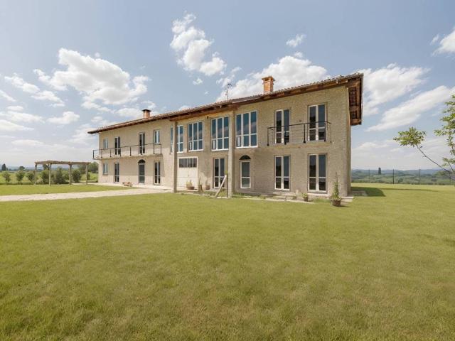 Villa Indipendente in vendita a Piemonte, Cuneo
