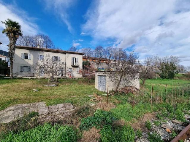 Villa Indipendente in vendita a Centro Storico, Marche