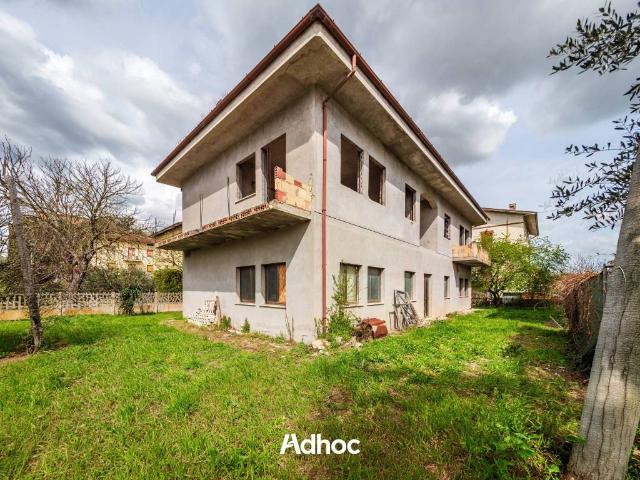 Villa Indipendente in vendita a Marche, Pesaro E Urbino