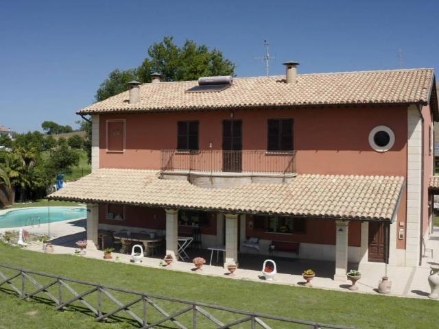 Villa Indipendente in vendita a San Martino del Piano, Marche
