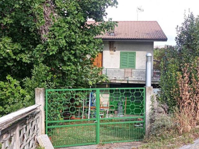 Villa Indipendente in vendita a Gosi, Piemonte