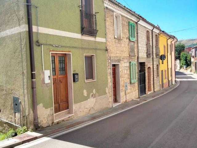 Villa Indipendente in vendita a Fraine, Abruzzo
