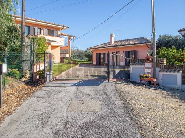 Villa Indipendente in vendita a Francavilla Al Mare, Abruzzo